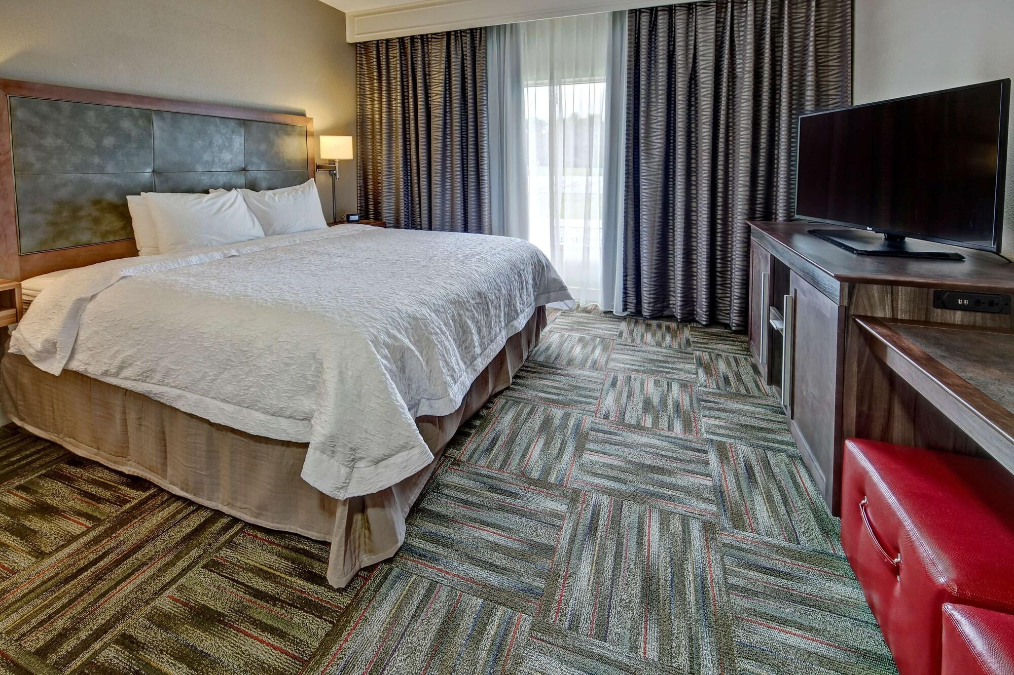 Hampton Inn Newberry Opera House Екстериор снимка
