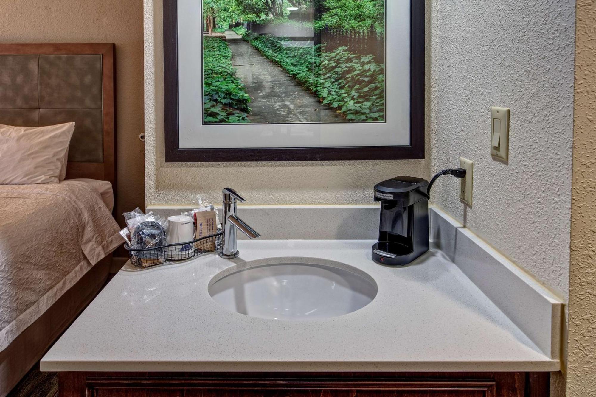 Hampton Inn Newberry Opera House Екстериор снимка