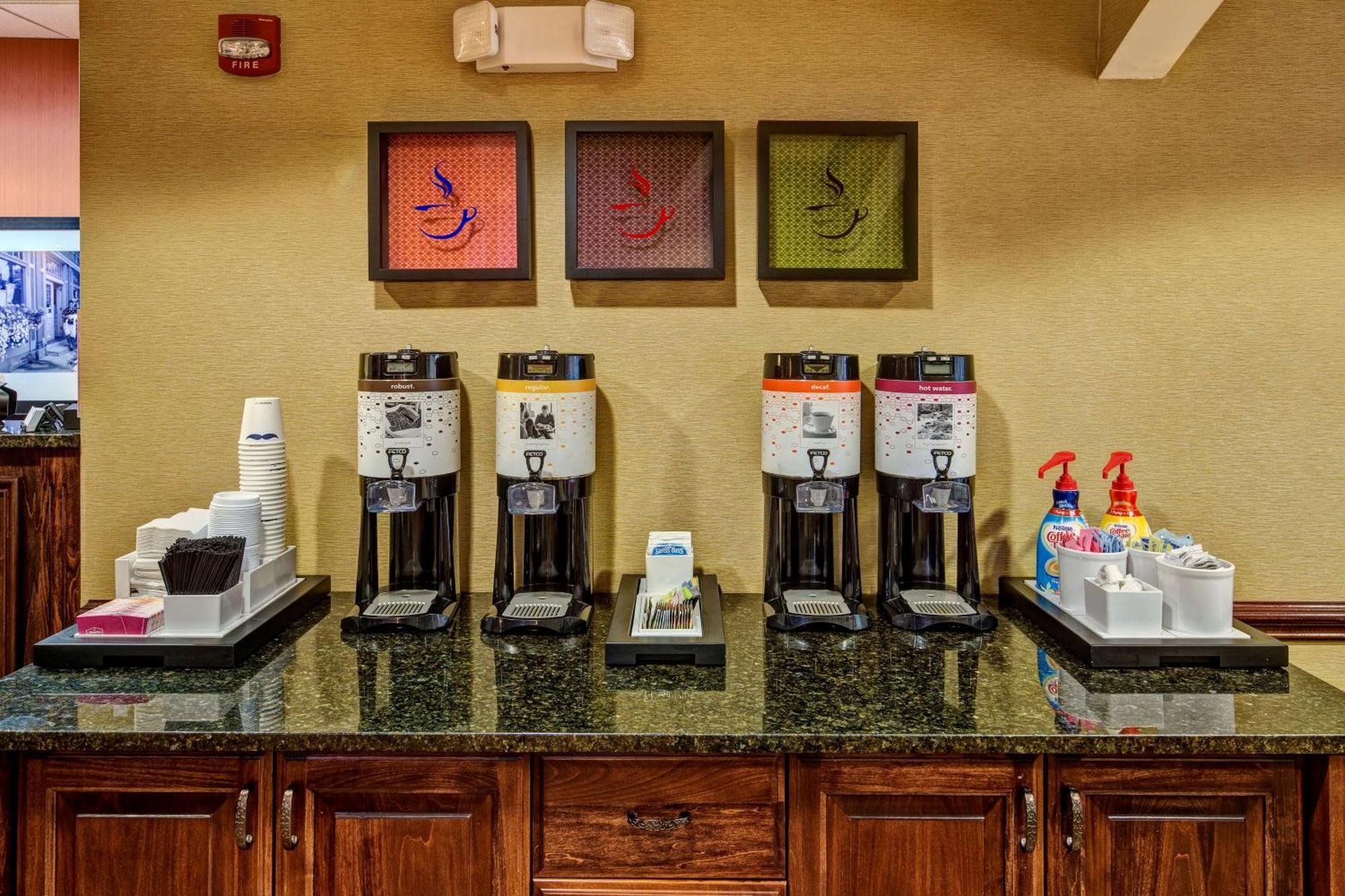 Hampton Inn Newberry Opera House Екстериор снимка