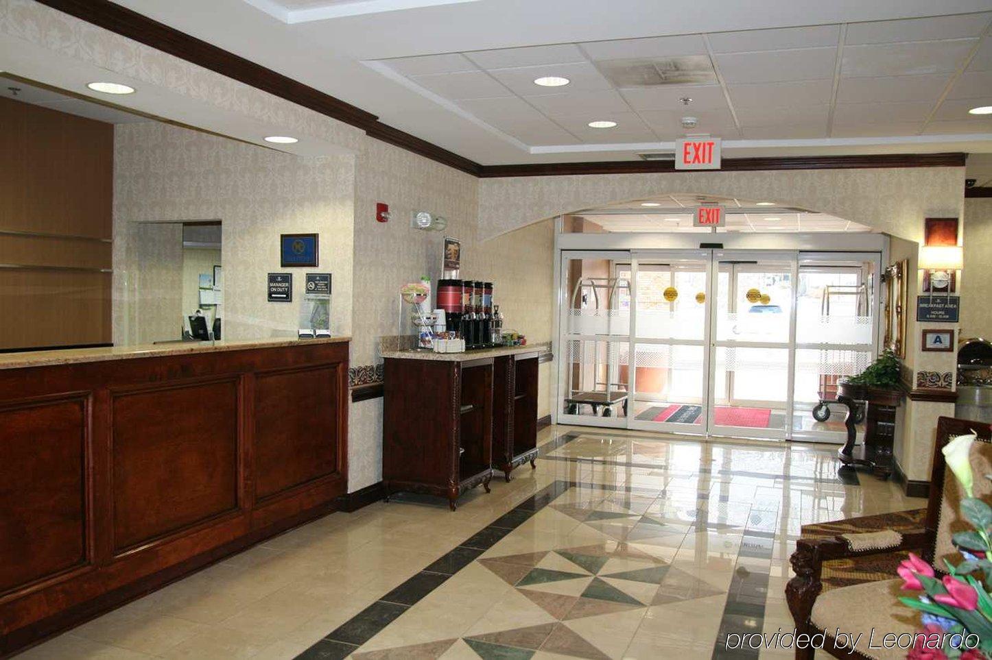 Hampton Inn Newberry Opera House Интериор снимка
