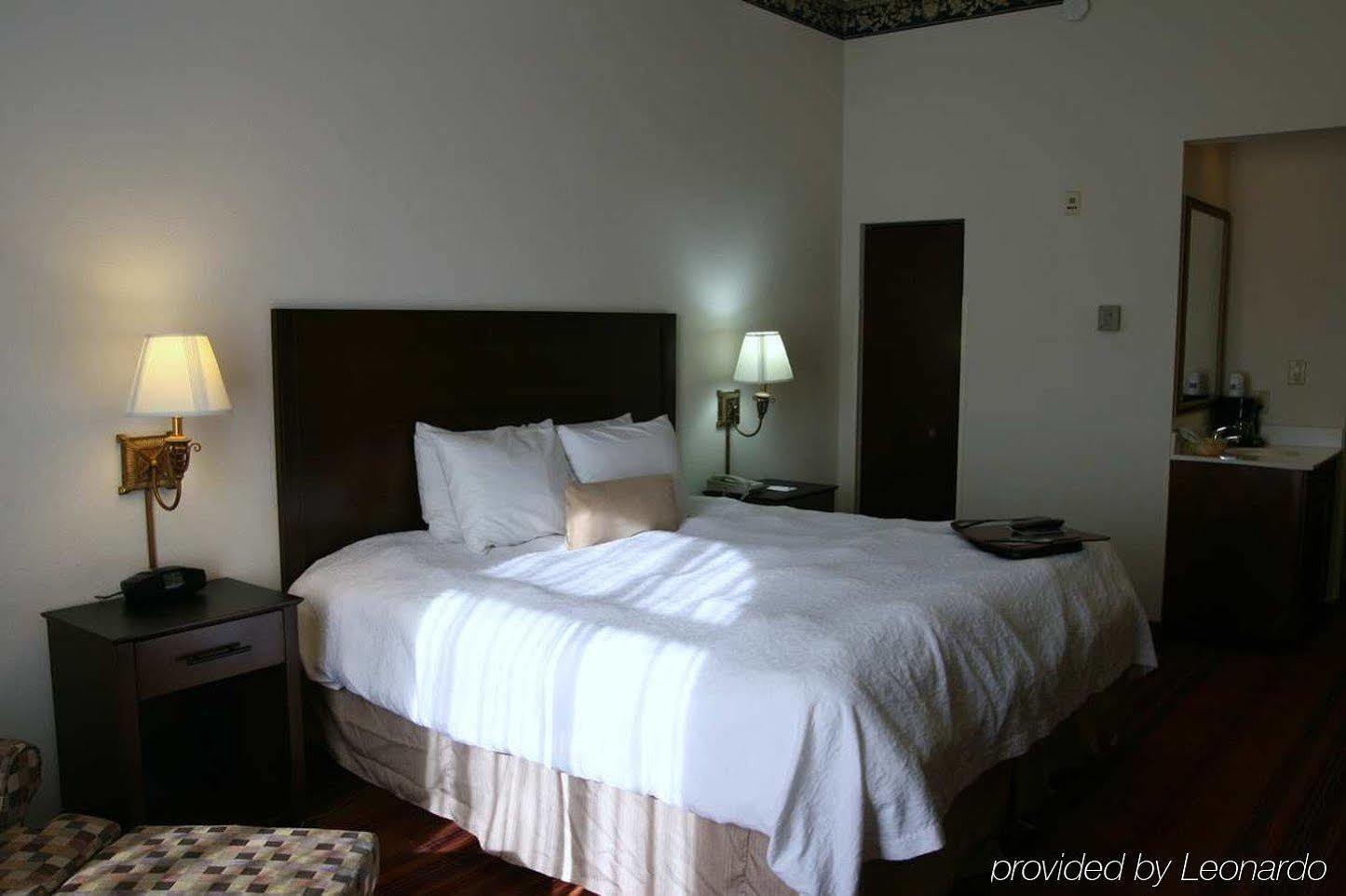 Hampton Inn Newberry Opera House Екстериор снимка